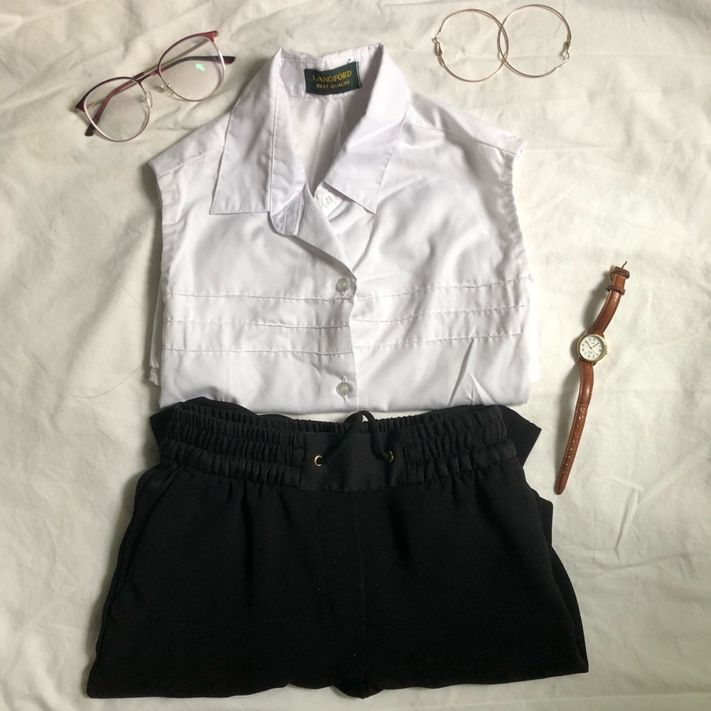 SLEEVELESS BUTTON UP DRESS SHIRT